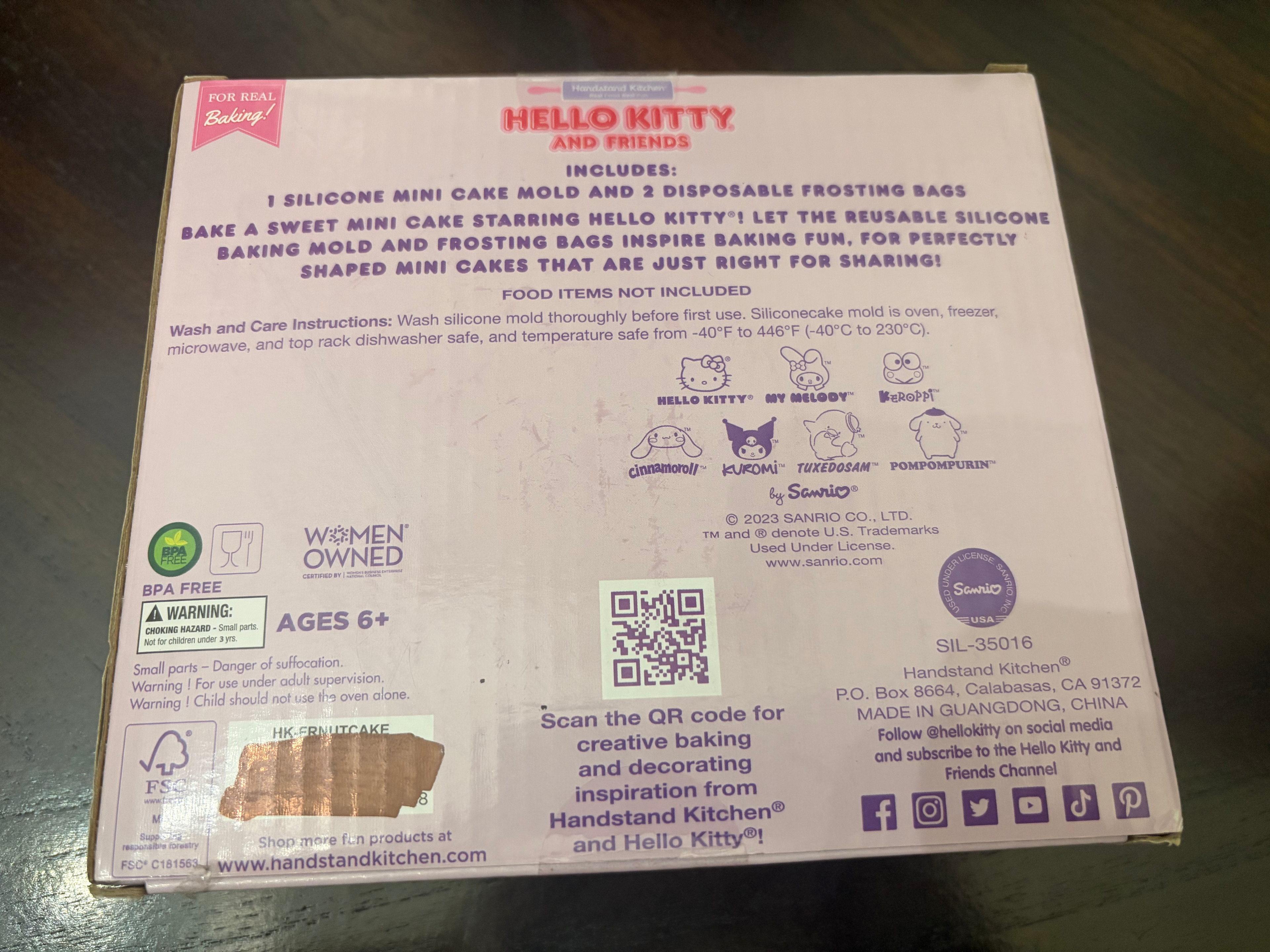 Hello Kitty and friends donut shop mini cake making set